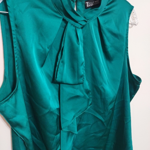 7th Avenue Design Studio Women's Top Green Sleeveless Blouse Size L - Picture 3 of 10